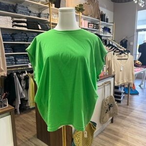 Pistola Vibrant Green Short Sleeve Top